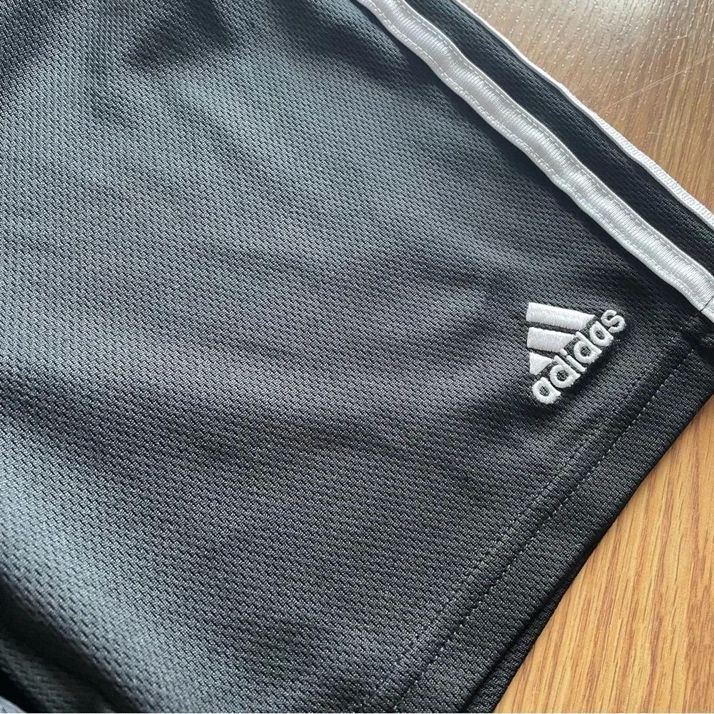 🟢3/$15 ADIDAS Shorts - Picture 5 of 9